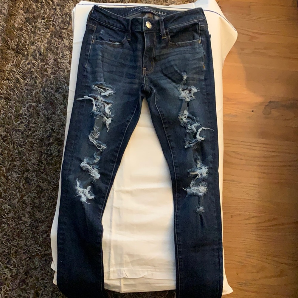 Wear blue jeans